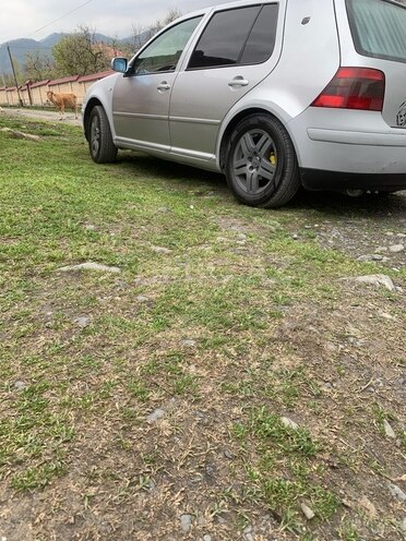 Volkswagen Golf 2000, 358,000 km - 1.6 л - Zaqatala