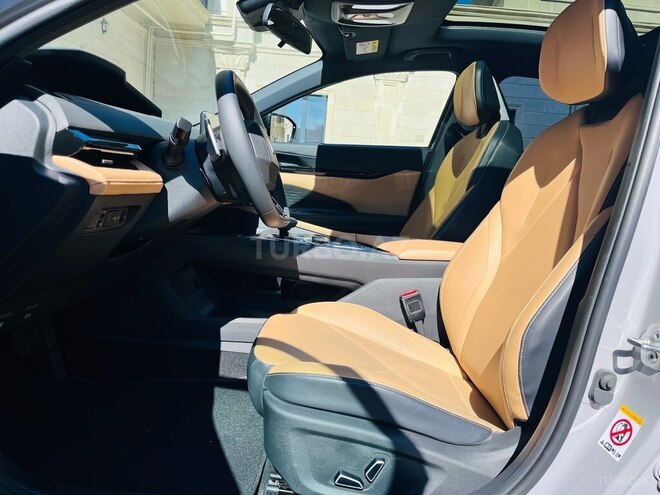 Changan Uni-V 2024, 2,300 km - 1.5 л - Bakı