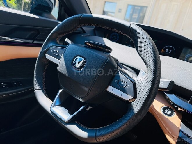 Changan Uni-V 2024, 2,300 km - 1.5 л - Bakı