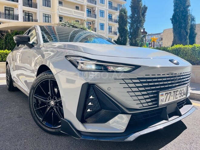 Changan Uni-V 2024, 2,300 km - 1.5 л - Bakı