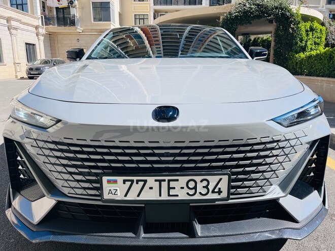 Changan Uni-V 2024, 2,300 km - 1.5 л - Bakı