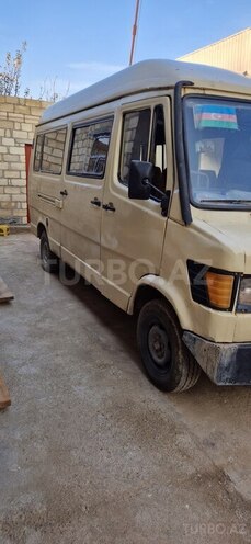 Mercedes 208 D 1983, 509,655 km - 2.5 l - Şəmkir