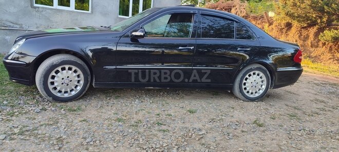 Mercedes E 280 2006, 389,000 km - 3.0 l - Astara