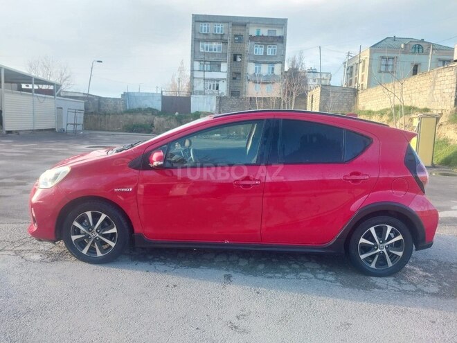 Toyota Prius C 2017, 140,653 km - 1.5 l - Bakı