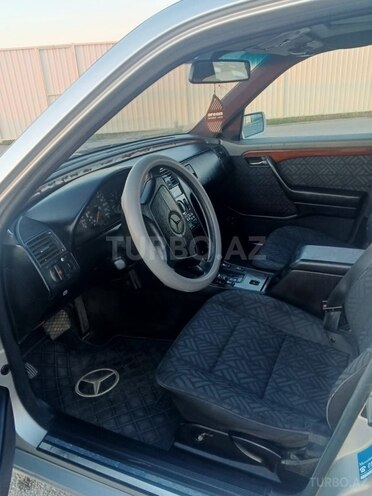 Mercedes C 220 1993, 368,000 km - 2.2 l - Bakı