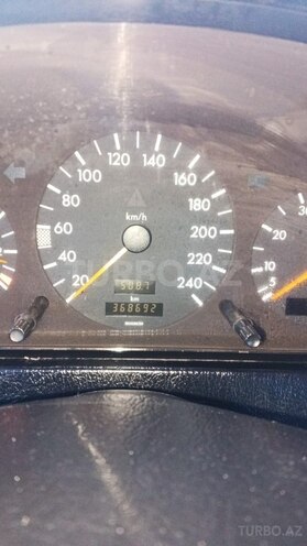 Mercedes C 220 1993, 368,000 km - 2.2 l - Bakı