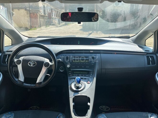 Toyota Prius 2010, 350,000 km - 1.5 l - Bakı