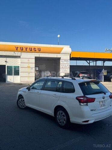 Toyota Corolla Fielder 2018, 130,000 km - 1.5 l - Sumqayıt
