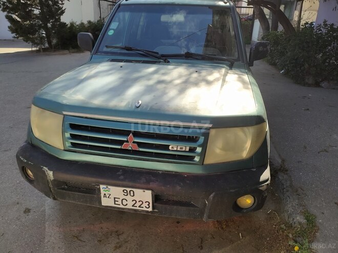 Mitsubishi Pajero io 1999, 280,000 km - 1.8 л - Bakı
