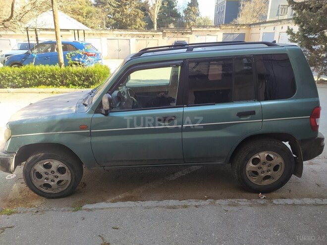 Mitsubishi Pajero io 1999, 280,000 km - 1.8 л - Bakı