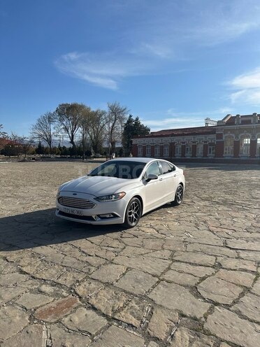 Ford Fusion (North America) 2018, 199,158 km - 1.5 l - Naxçıvan
