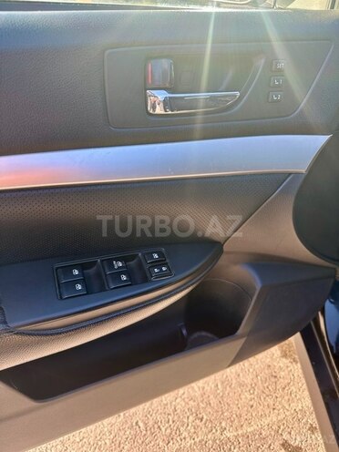 Subaru Outback 2012, 299,160 km - 2.5 л - Bakı