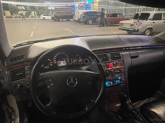 Mercedes E 220 d 1999, 280,000 km - 2.2 l - Şirvan
