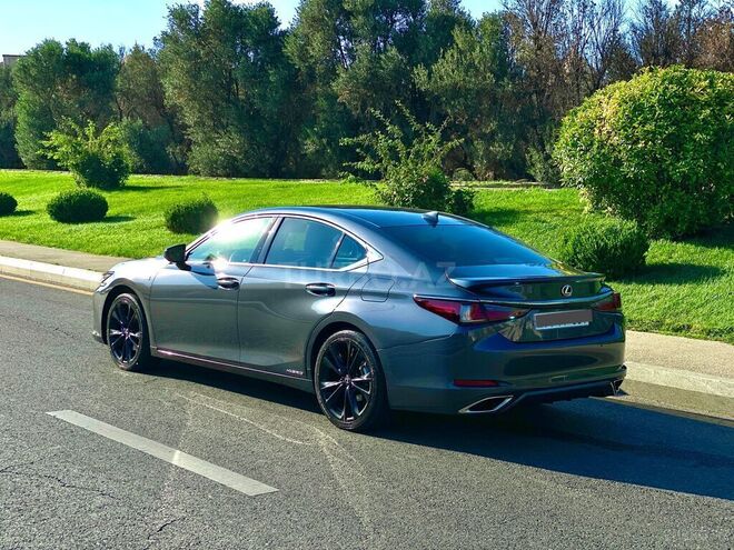 Lexus ES 300h 2022, 75,000 km - 2.5 l - Bakı
