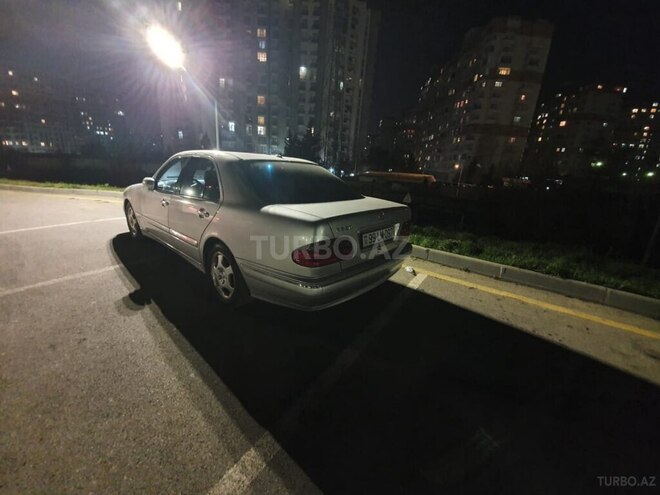 Mercedes E 320 1999, 339,800 km - 3.2 l - Bakı