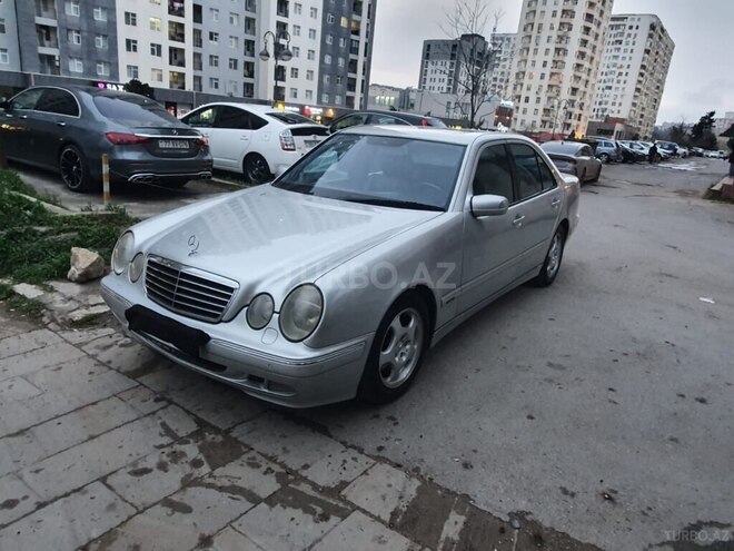 Mercedes E 320 1999, 339,800 km - 3.2 l - Bakı