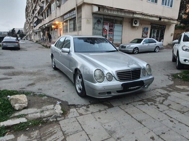 Mercedes E 320 1999, 339,800 km - 3.2 l - Bakı