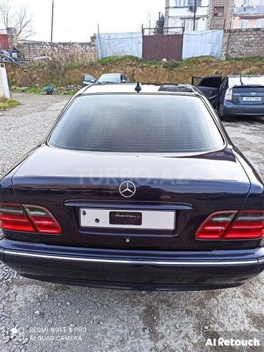 Mercedes E 240 1999, 365,000 km - 2.4 l - Bakı
