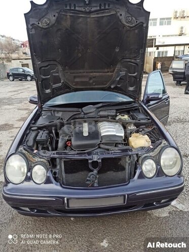 Mercedes E 240 1999, 365,000 km - 2.4 l - Bakı