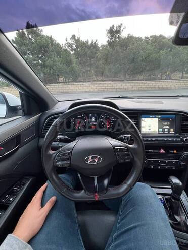 Hyundai Elantra 2017, 100,000 km - 1.6 l - Bakı