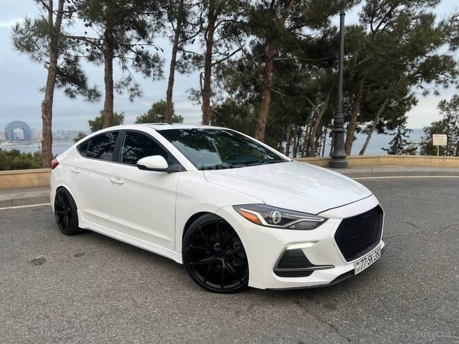 Hyundai Elantra 2017, 100,000 km - 1.6 l - Bakı