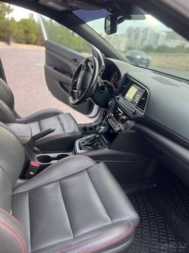 Hyundai Elantra 2017, 100,000 km - 1.6 l - Bakı