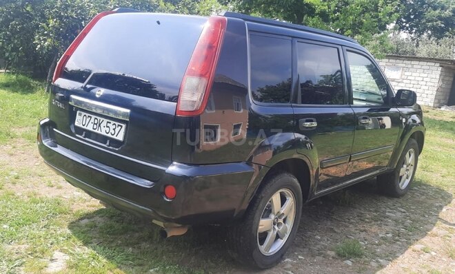 Nissan X-Trail 2004, 421,000 km - 2.0 l - Astara