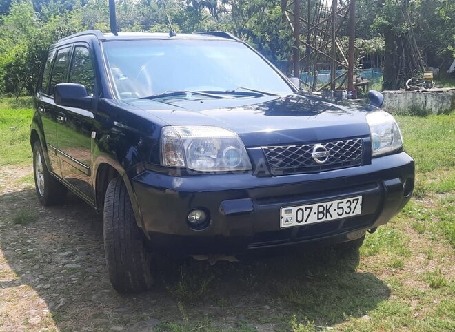 Nissan X-Trail 2004, 421,000 km - 2.0 l - Astara