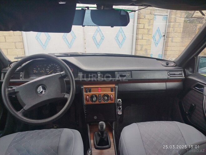 Mercedes E 220 1993, 510,000 km - 2.2 l - İmişli