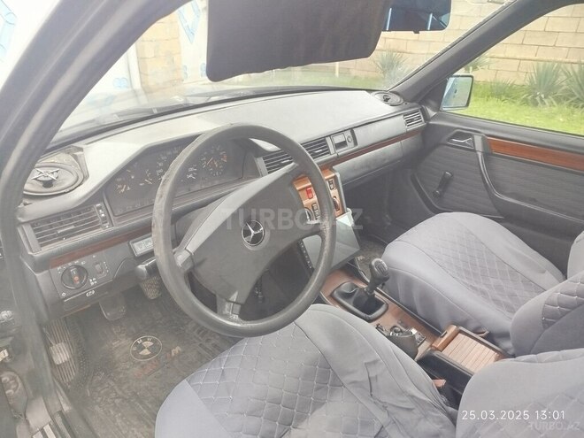 Mercedes E 220 1993, 510,000 km - 2.2 l - İmişli