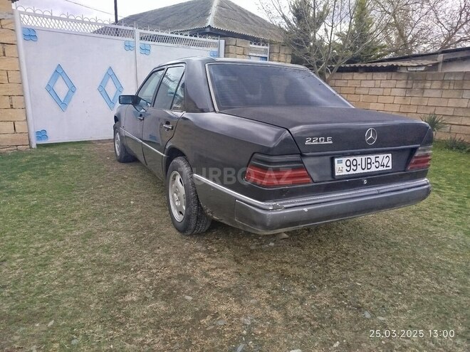 Mercedes E 220 1993, 510,000 km - 2.2 l - İmişli