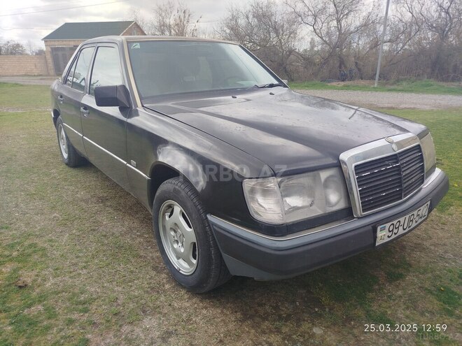 Mercedes E 220 1993, 510,000 km - 2.2 l - İmişli