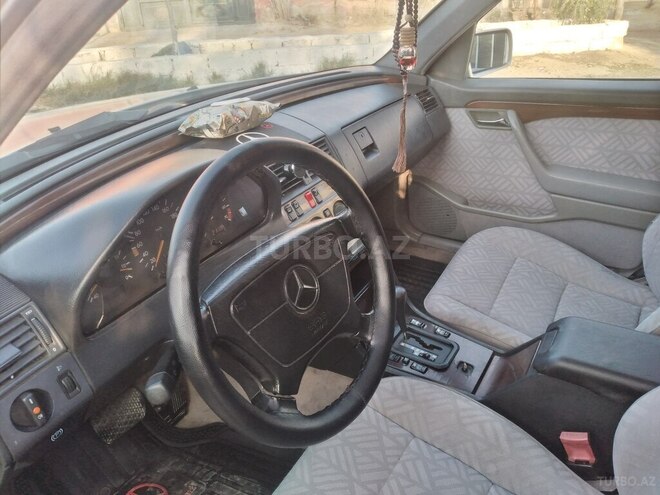 Mercedes C 180 1994, 123,451 km - 1.8 l - Bakı
