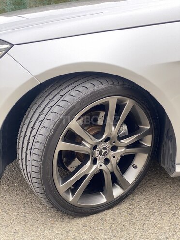Mercedes E 220 d 2015, 193,000 km - 2.2 l - Bakı
