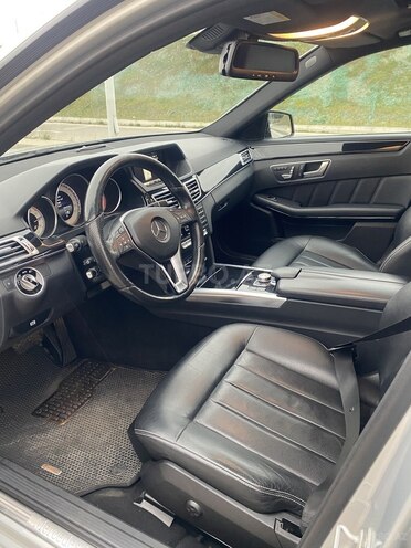 Mercedes E 220 d 2015, 193,000 km - 2.2 l - Bakı