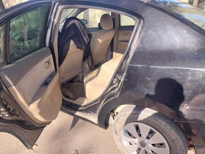 Nissan Sentra 2007, 320,000 km - 2.0 л - Masallı