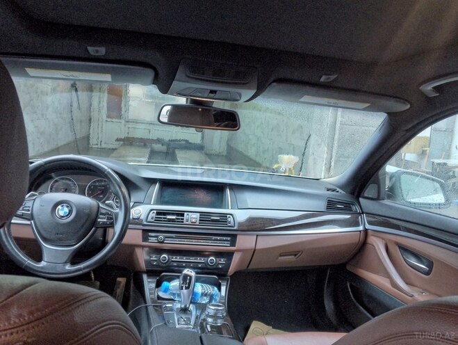 BMW 528 2014, 218,000 km - 2.0 l - Bakı
