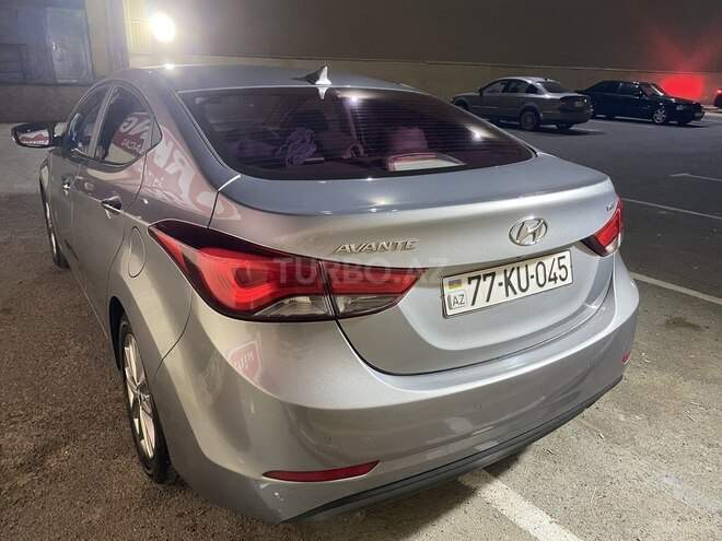 Hyundai Avante 2015, 125,000 km - 1.6 л - Bakı