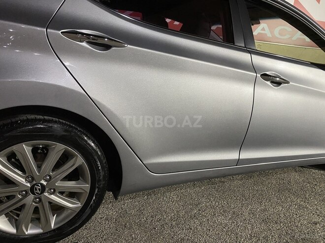 Hyundai Avante 2015, 125,000 km - 1.6 л - Bakı