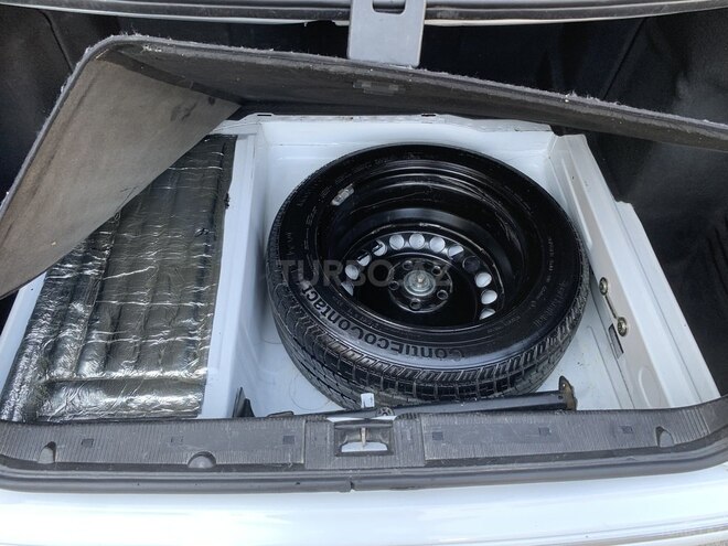 Mercedes E 270 2001, 321,845 km - 2.7 l - Bakı