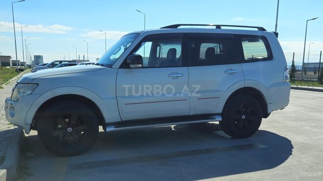Mitsubishi Pajero 2007, 250,000 km - 3.0 l - Sumqayıt
