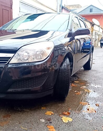 Opel Astra 2008, 212,000 km - 1.4 л - Bakı