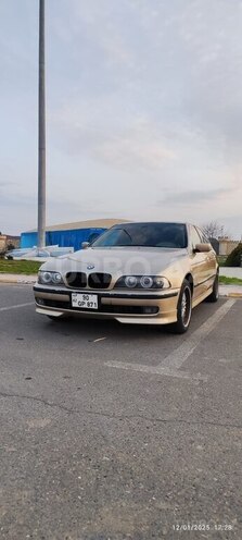 BMW 528 2000, 385,000 km - 2.8 л - Bakı