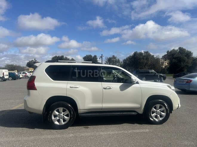 Toyota Land Cruiser Prado 2011, 331,000 km - 2.7 l - Bakı