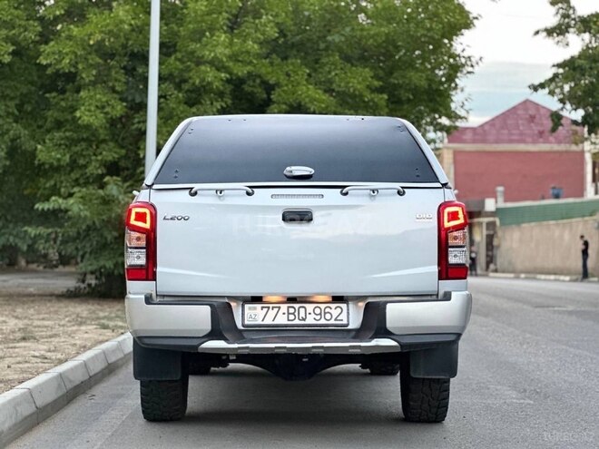 Mitsubishi L200 2020, 132,000 km - 2.4 l - Bakı