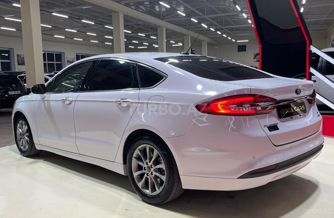 Ford Fusion (North America) 2017, 180,180 km - 1.5 л - Sumqayıt