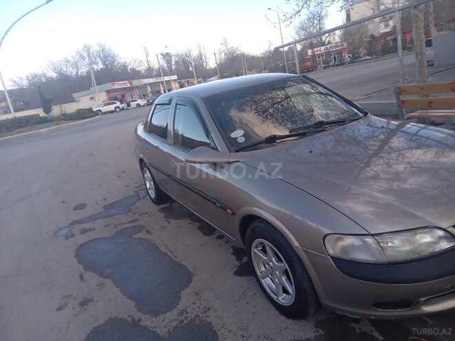 Opel Vectra 1996, 320,000 km - 2.0 l - Mingəçevir