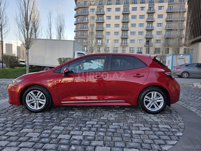 Toyota Corolla 2021, 30,000 km - 1.8 l - Bakı