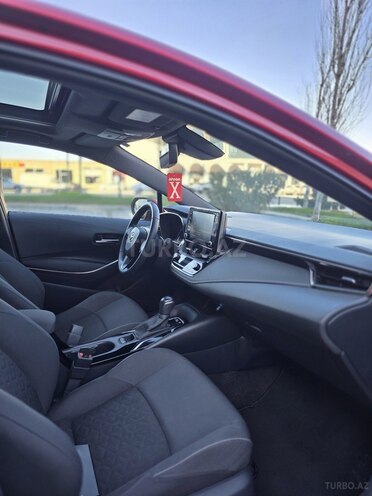 Toyota Corolla 2021, 30,000 km - 1.8 l - Bakı