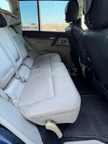 Mitsubishi Pajero 2008, 222,200 km - 3.0 л - Bakı